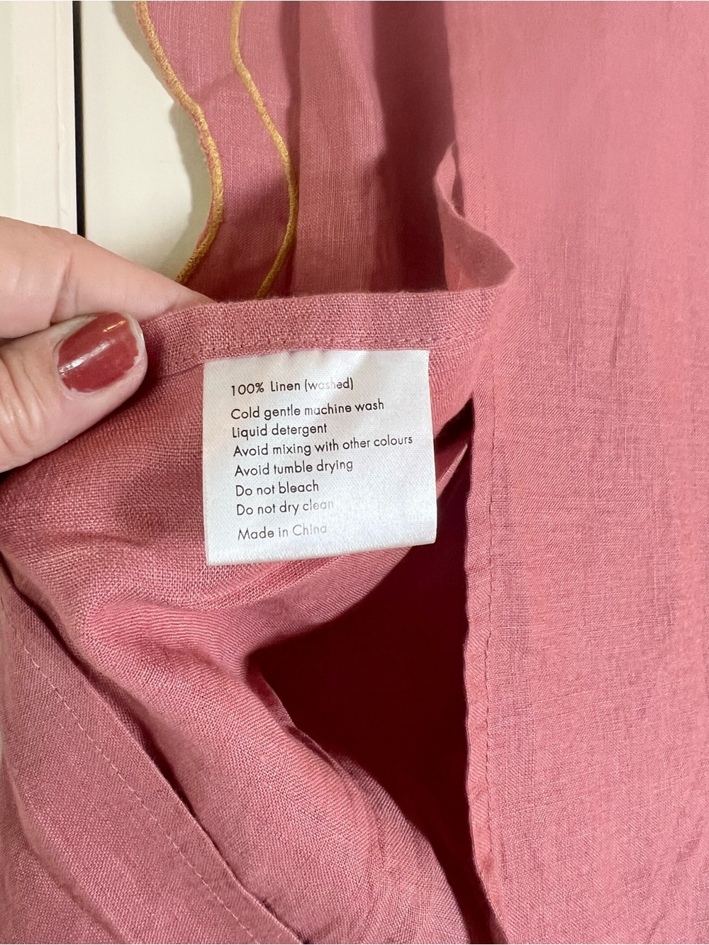 Bed Threads Pink Clay & Turmeric Scalloped European Linen Pillowcases - Picture 9 of 12
